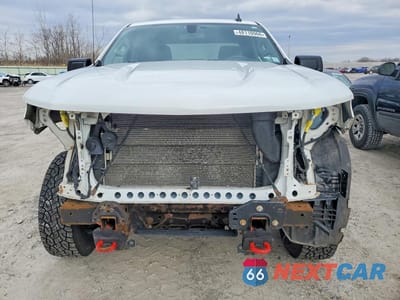 Piąte zdjęcie samochodu w środku: 2019 CHEVROLET SILVERADO K1500 TRAIL BOSS CUSTOM VIN:1GCRYCEF9KZ257395 - miniatura