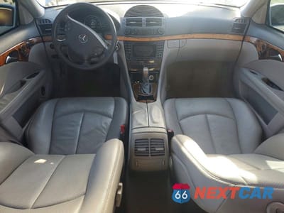 Zdjęcie 8 z 12 samochodu: 2004 MERCEDES-BENZ E 320 VIN:WDBUF65J64A469158 - miniatura