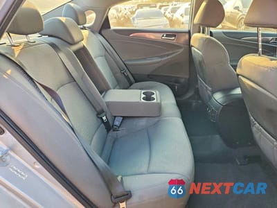 Zdjęcie 10 z 11 samochodu: 2013 HYUNDAI SONATA HYBRID BASE VIN:KMHEC4A44DA086236 - miniatura