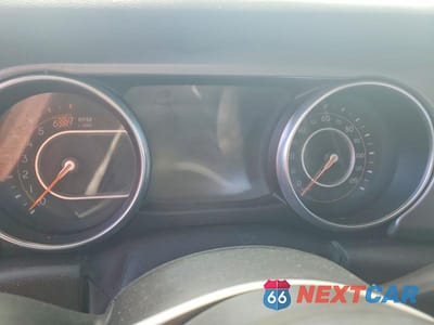 Zdjęcie 9 z 13 samochodu: 2021 JEEP WRANGLER VIN:1C4HJXDN6MW762749 - miniatura