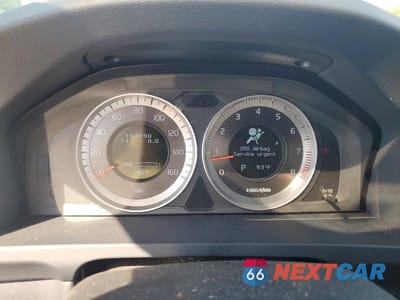 Zdjęcie 9 z 12 samochodu: 2013 VOLVO S60 T5 VIN:YV1612FS9D2178876 - miniatura
