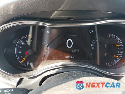 Zdjęcie 9 z 13 samochodu: 2020 JEEP GRAND CHEROKEE LAREDO VIN:1C4RJFAG1LC100761 - miniatura