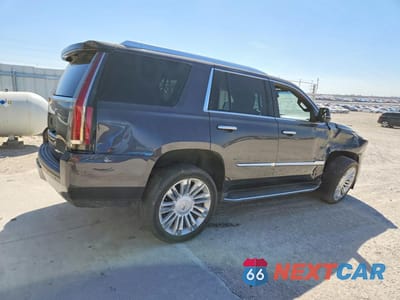 Trzecie zdjęcie samochodu z tyłu: 2016 CADILLAC ESCALADE PLATINUM VIN:1GYS4DKJ2GR331804 - miniatura