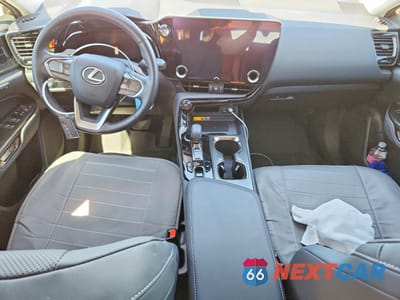Zdjęcie 8 z 13 samochodu: 2024 LEXUS NX 350H PREMIUM VIN:JTJGKCEZ2R2030228 - miniatura