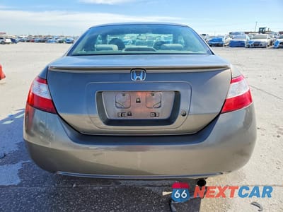 Zdjęcie 6 z 12 samochodu: 2007 HONDA CIVIC LX VIN:2HGFG12677H558061 - miniatura