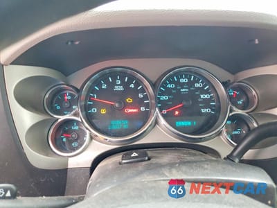 Zdjęcie 9 z 13 samochodu: 2012 CHEVROLET SILVERADO K2500 HEAVY DUTY VIN:1GC0KVCG8CZ182711 - miniatura