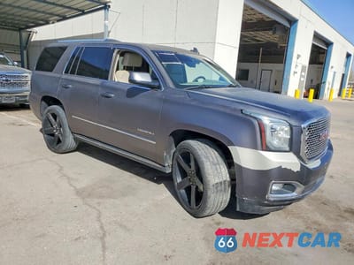 Czwarte zdjęcie samochodu z boku: 2017 GMC YUKON DENALI VIN:1GKS2CKJ7HR130444 - miniatura