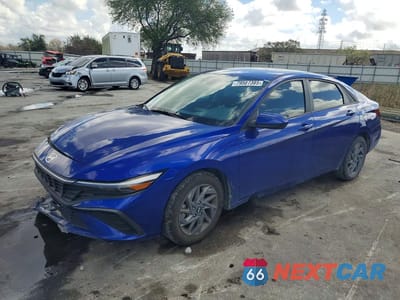 2024 HYUNDAI ELANTRA SEL KMHLM4DG9RU661575 - główne zdjęcie licytacji z USA - miniatura