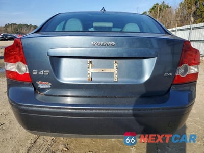 Zdjęcie 6 z 12 samochodu: 2006 VOLVO S40 2.4I VIN:YV1MS390962224407 - miniatura