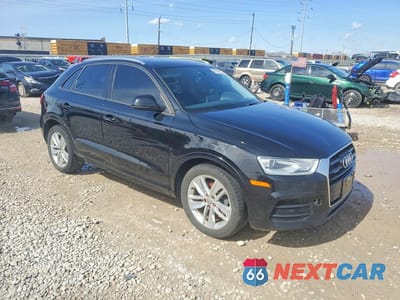 Czwarte zdjęcie samochodu z boku: 2017 AUDI Q3 PREMIUM VIN:WA1ECCFS5HR014825 - miniatura
