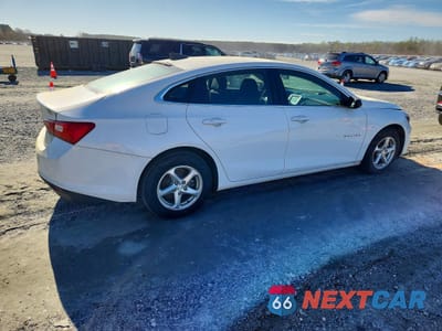 Trzecie zdjęcie samochodu z tyłu: 2017 CHEVROLET MALIBU LS VIN:1G1ZB5ST0HF263712 - miniatura