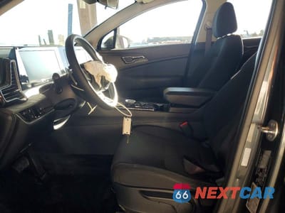 Zdjęcie 7 z 13 samochodu: 2025 KIA SPORTAGE HYBRID LX VIN:KNDPU3DG7S7208074 - miniatura