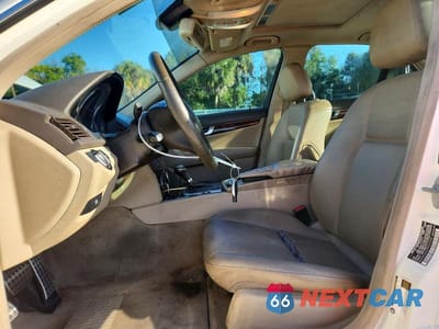 Zdjęcie 7 z 11 samochodu: 2009 MERCEDES-BENZ C 350 VIN:WDDGF56X09R062558 - miniatura