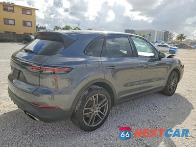 Trzecie zdjęcie samochodu z tyłu: 2019 PORSCHE CAYENNE VIN:WP1AA2AY4KDA05066 - miniatura