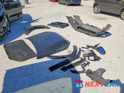 Zdjęcie 12 z 14 samochodu: 2016 TOYOTA 4RUNNER SR5 PREMIUM VIN:JTEZU5JR1G5117701 - miniatura