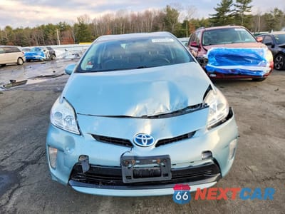 Piąte zdjęcie samochodu w środku: 2015 TOYOTA PRIUS TWO VIN:JTDKN3DU9F1995888 - miniatura