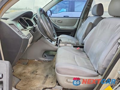 Zdjęcie 7 z 12 samochodu: 2007 TOYOTA HIGHLANDER BASE VIN:JTEEP21A970209957 - miniatura