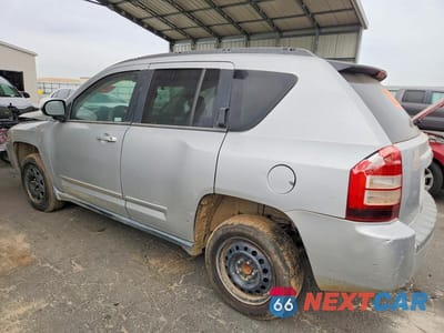 Drugie zdjęcie samochodu z przodu: 2010 JEEP COMPASS SPORT 4D SUV VIN:1J4NT4FB8AD560432 - miniatura