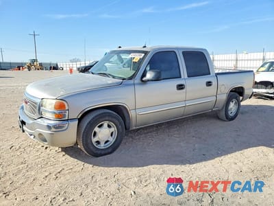 2004 GMC SIERRA C1500 2GTEC13T141287724 - główne zdjęcie licytacji z USA - miniatura
