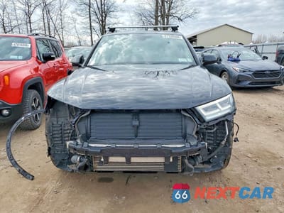Piąte zdjęcie samochodu w środku: 2019 AUDI Q5 PRESTIGE VIN:WA1CNAFY6K2026069 - miniatura