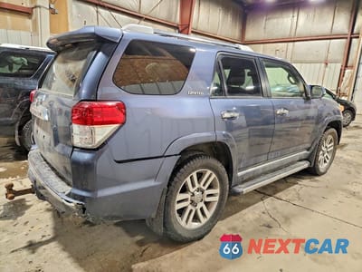 Trzecie zdjęcie samochodu z tyłu: 2013 TOYOTA 4RUNNER LIMITED VIN:JTEBU5JR8D5132970 - miniatura