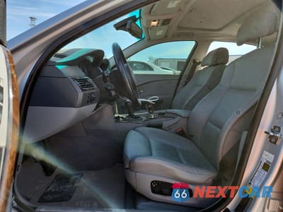 Zdjęcie 7 z 11 samochodu: 2007 BMW 530 XI VIN:WBANF73567CU21571 - miniatura