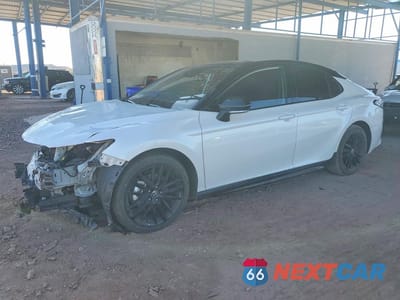 2022 TOYOTA CAMRY HYBRID XSE 4T1K31AK6NU040102 - główne zdjęcie licytacji z USA - miniatura