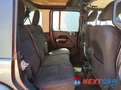 Zdjęcie 10 z 12 samochodu: 2018 JEEP WRANGLER UNLIMITED SPORT VIN:1C4HJXDN6JW266491 - miniatura