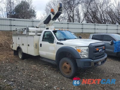 Czwarte zdjęcie samochodu z boku: 2015 FORD F450 SUPER DUTY VIN:1FDUF4GY4FEC93007 - miniatura