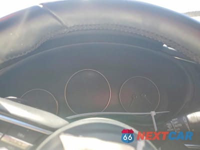 Zdjęcie 9 z 11 samochodu: 2019 MAZDA 3 PREMIUM VIN:3MZBPAEM9KM100651 - miniatura