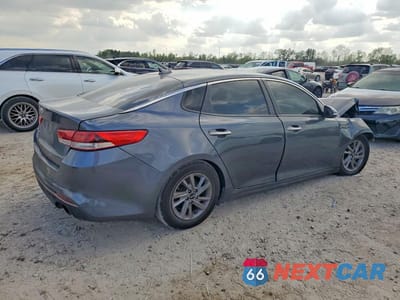 Trzecie zdjęcie samochodu z tyłu: 2020 KIA OPTIMA LX VIN:5XXGT4L31LG441691 - miniatura