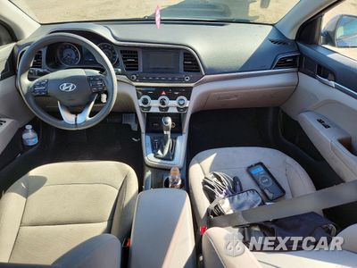 Zdjęcie 8 z 14 samochodu: 2019 HYUNDAI ELANTRA SE VIN:KMHD74LF6KU754435 - miniatura