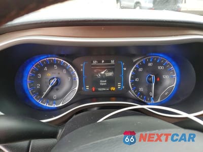 Zdjęcie 9 z 13 samochodu: 2017 CHRYSLER PACIFICA TOURING L VIN:2C4RC1BG4HR821439 - miniatura