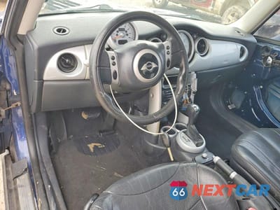 Zdjęcie 8 z 11 samochodu: 2004 MINI COOPER VIN:WMWRC33494TJ55596 - miniatura