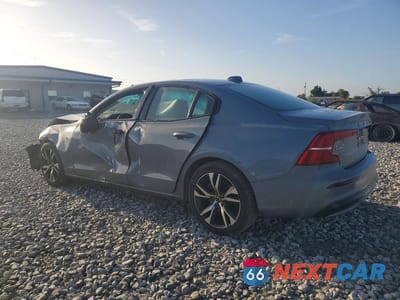 Drugie zdjęcie samochodu z przodu: 2024 VOLVO S60 CORE VIN:7JRL12FK8RG321692 - miniatura