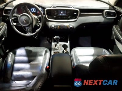 Zdjęcie 8 z 12 samochodu: 2016 KIA SORENTO LX VIN:5XYPG4A37GG098989 - miniatura