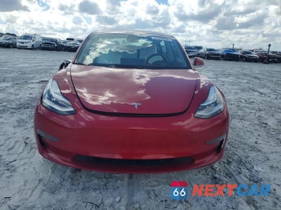 Piąte zdjęcie samochodu w środku: 2018 TESLA MODEL 3 VIN:5YJ3E1EB2JF075106 - miniatura