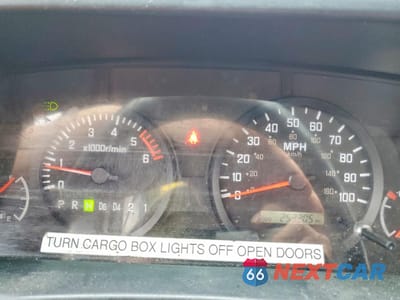 Zdjęcie 9 z 12 samochodu: 2023 ISUZU NPR HD BOX TRUCK VIN:54DC4W1D2PS202547 - miniatura