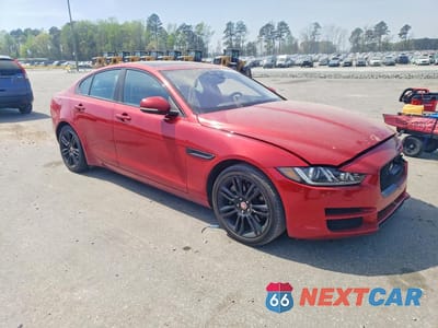Czwarte zdjęcie samochodu z boku: 2017 JAGUAR XE PRESTIGE VIN:SAJAE4BG3HA947547 - miniatura