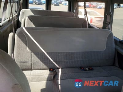 Zdjęcie 10 z 13 samochodu: 1998 FORD ECONOLINE E350 VIN:1FBNE31L2WHA01330 - miniatura