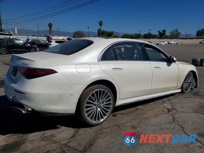 Trzecie zdjęcie samochodu z tyłu: 2023 MERCEDES-BENZ S 580 4MATIC VIN:W1K6G7GB0PA229553 - miniatura