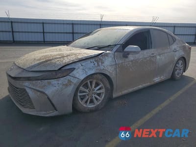 2025 TOYOTA CAMRY LE 4T1DAACK1SU568251 - główne zdjęcie licytacji z USA - miniatura