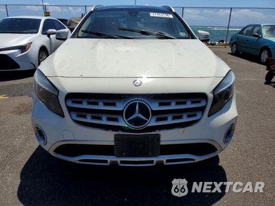 Piąte zdjęcie samochodu w środku: 2018 MERCEDES-BENZ GLA 250 VIN:WDCTG4EBXJJ367407 - miniatura