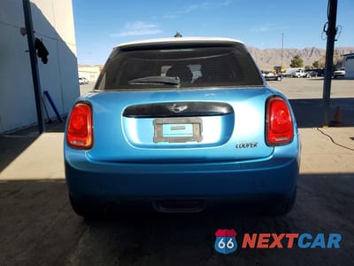 Zdjęcie 6 z 12 samochodu: 2017 MINI COOPER VIN:WMWXU1C51H2E17711 - miniatura