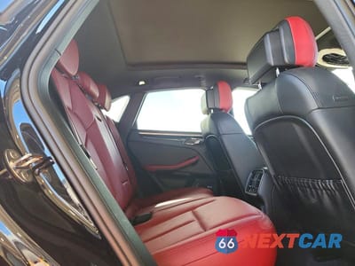 Zdjęcie 11 z 13 samochodu: 2023 PORSCHE MACAN S VIN:WP1AG2A59PLB35622 - miniatura