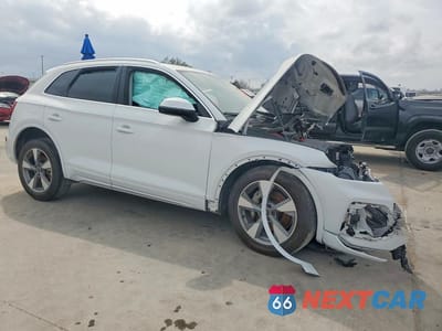 Czwarte zdjęcie samochodu z boku: 2024 AUDI Q5 PREMIUM 40 VIN:WA1ABAFY3R2038979 - miniatura