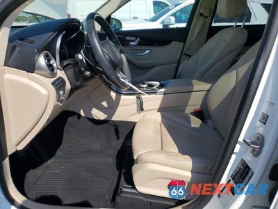 Zdjęcie 7 z 13 samochodu: 2018 MERCEDES-BENZ GLC 300 VIN:WDC0G4JB2JV078149 - miniatura