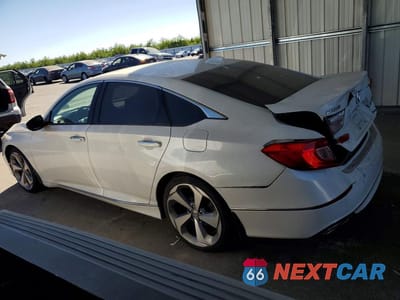 Drugie zdjęcie samochodu z przodu: 2018 HONDA ACCORD TOURING VIN:1HGCV1F95JA013432 - miniatura