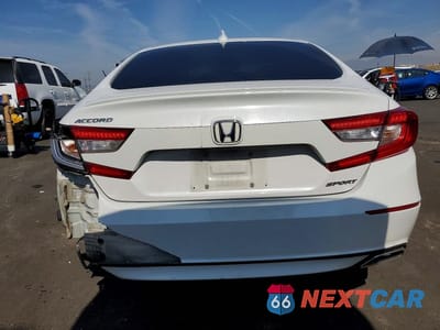 Zdjęcie 6 z 12 samochodu: 2019 HONDA ACCORD SPORT VIN:1HGCV1F35KA067021 - miniatura
