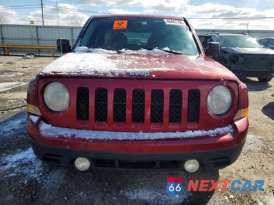 Piąte zdjęcie samochodu w środku: 2014 JEEP PATRIOT SPORT VIN:1C4NJPBB4ED503427 - miniatura